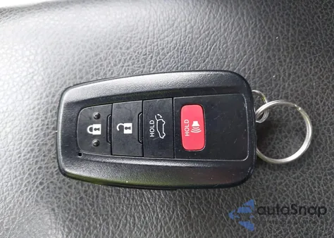 2021 Toyota Rav4 Hybrid Xse from USA, damaged, VIN 4T3E6RFV8MU059858